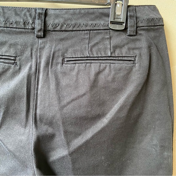 CATO Black Flat Front Pleated Dress Capris Size 8 - Picture 16 of 16